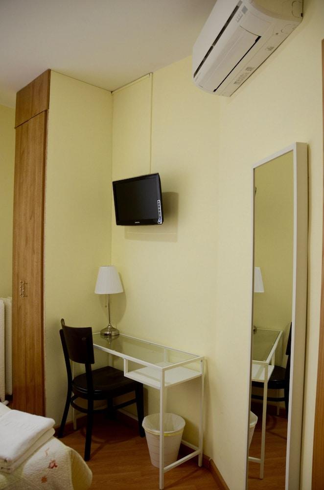 Hostal Nersan2 Μαδρίτη Εξωτερικό φωτογραφία