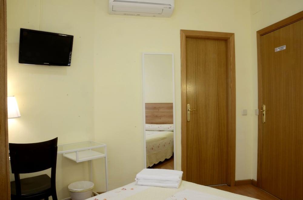 Hostal Nersan2 Μαδρίτη Εξωτερικό φωτογραφία