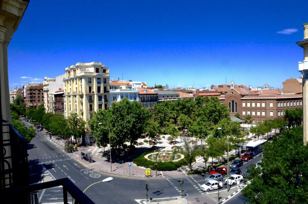 Hostal Nersan2 Μαδρίτη Εξωτερικό φωτογραφία