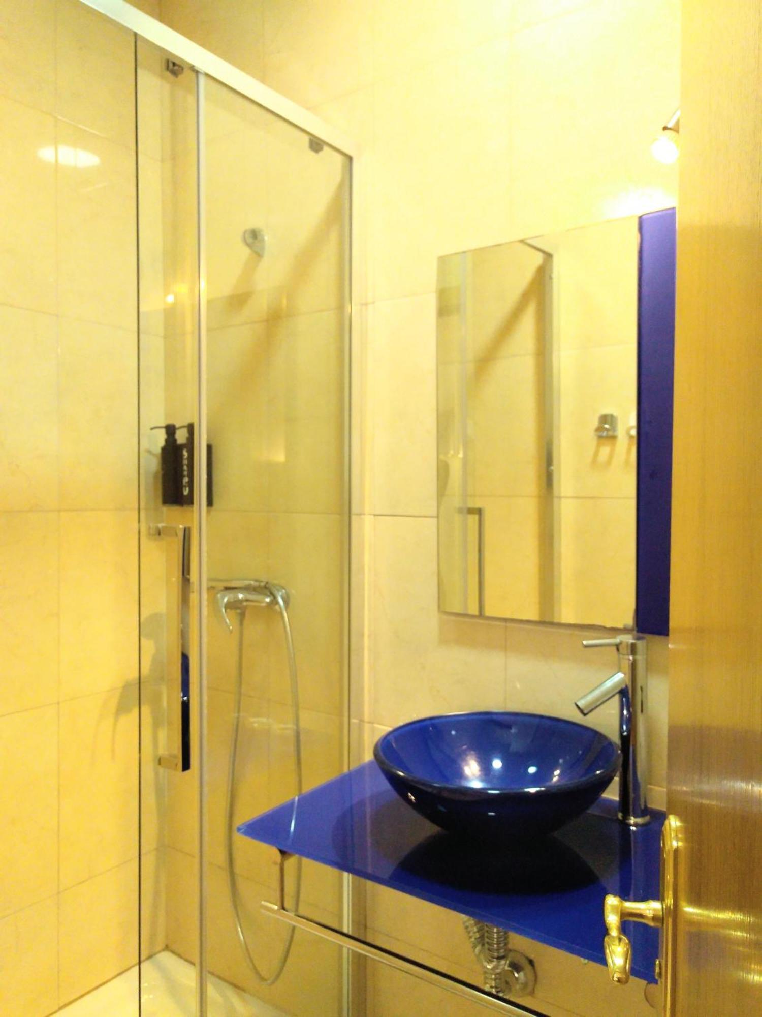 Hostal Nersan2 Μαδρίτη Δωμάτιο φωτογραφία