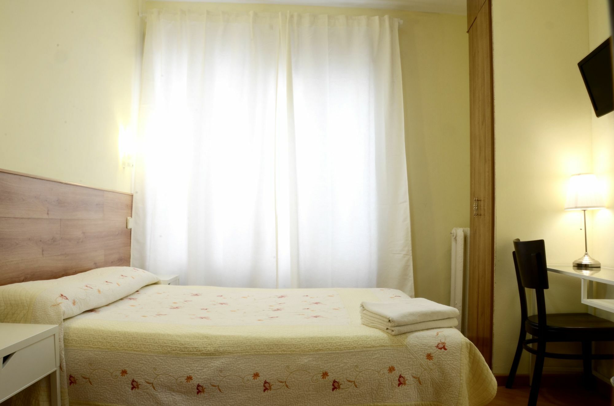 Hostal Nersan2 Μαδρίτη Εξωτερικό φωτογραφία
